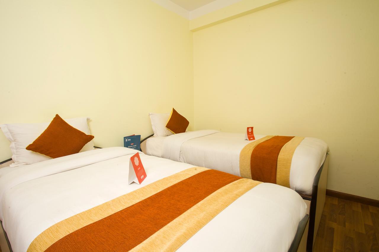 Hotel Sweet Town Катманду Екстериор снимка