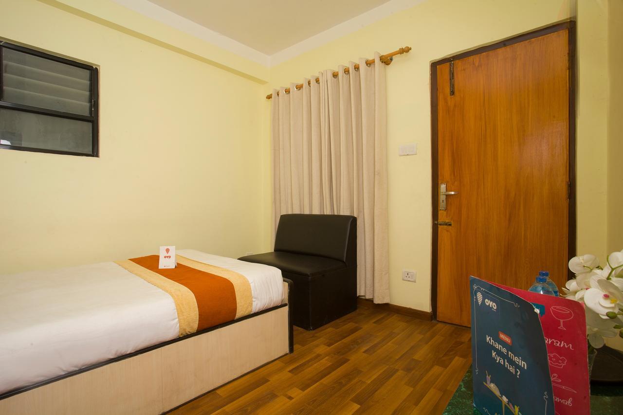 Hotel Sweet Town Катманду Екстериор снимка