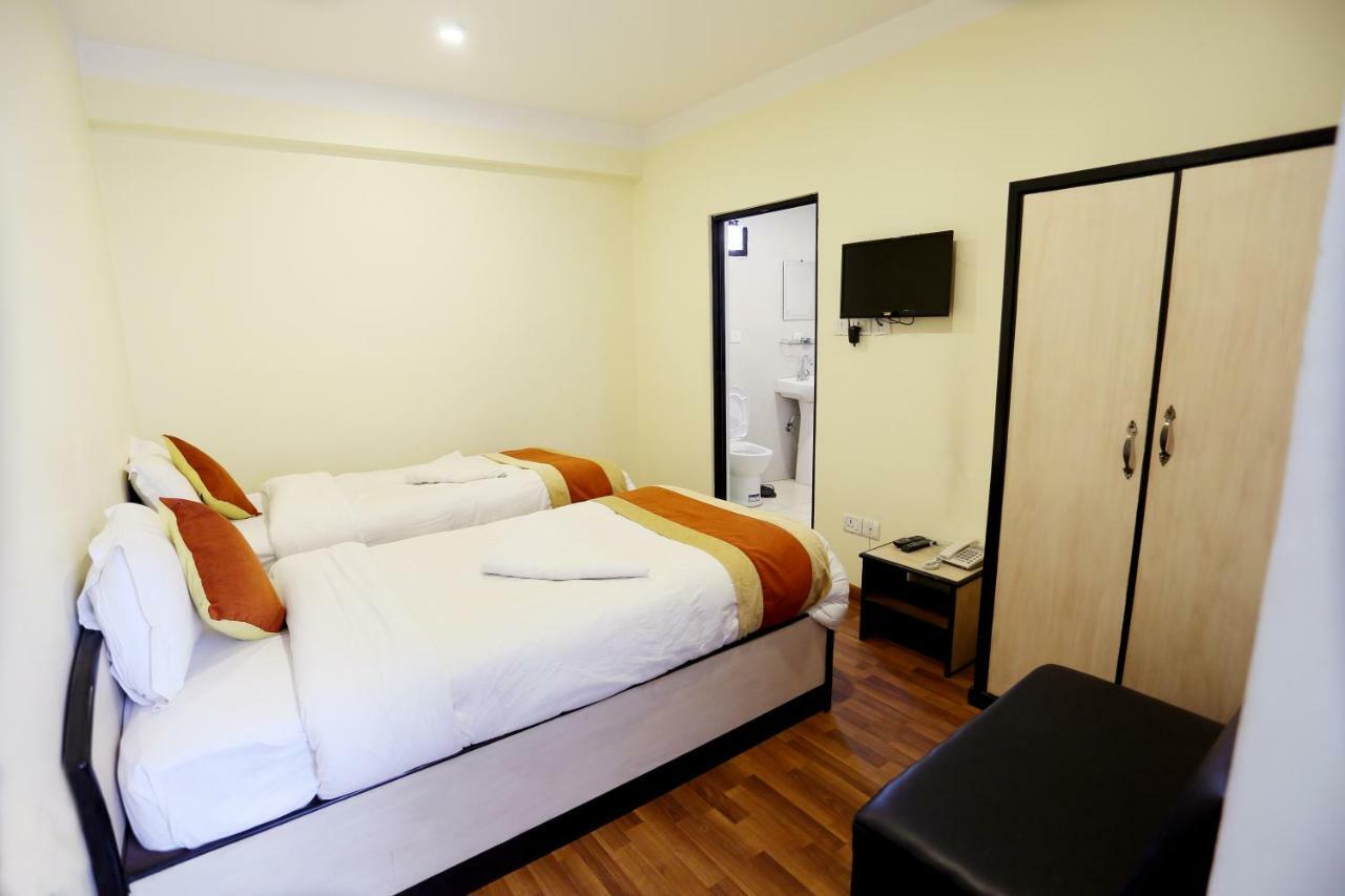 Hotel Sweet Town Катманду Екстериор снимка