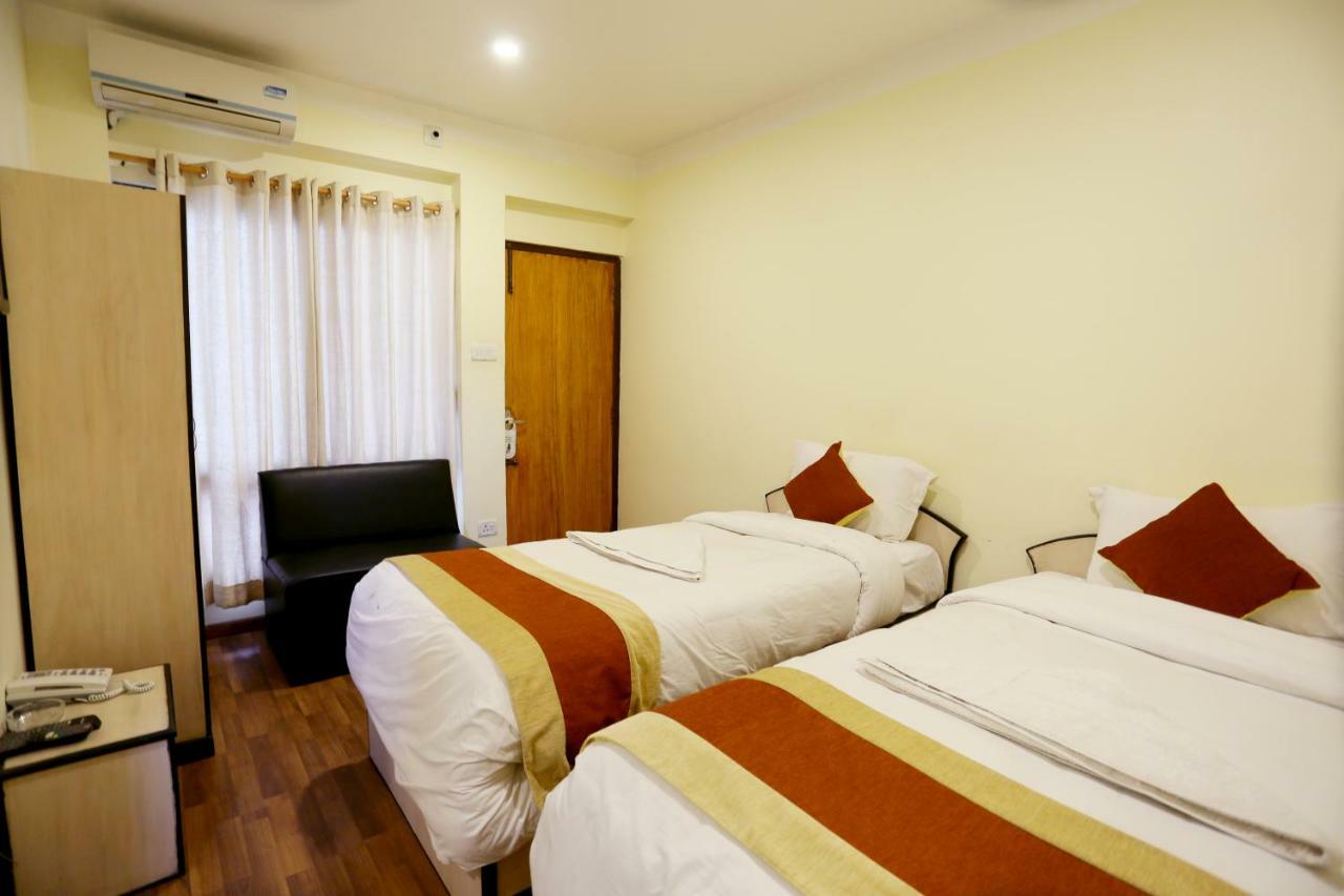 Hotel Sweet Town Катманду Екстериор снимка