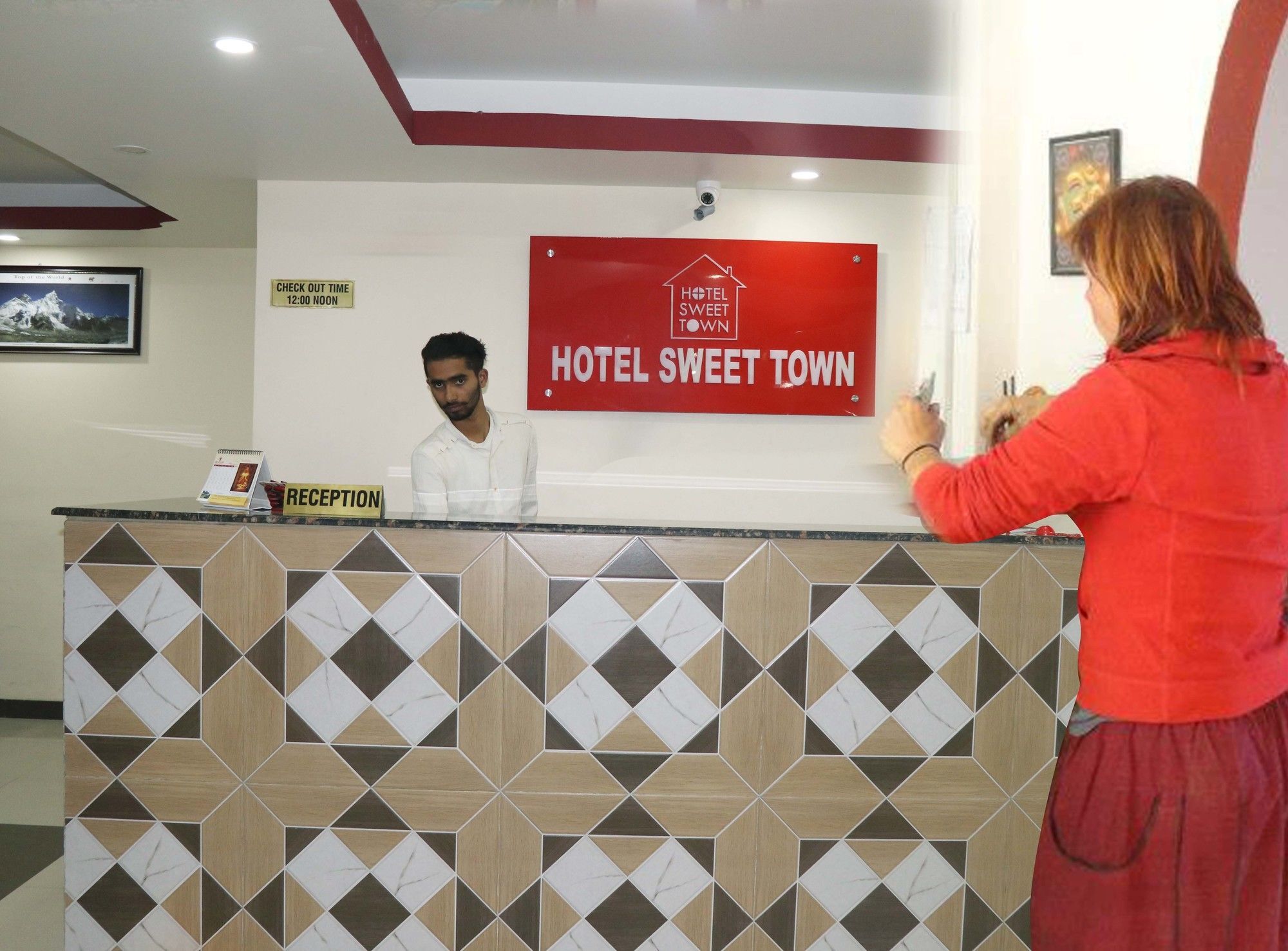 Hotel Sweet Town Катманду Екстериор снимка